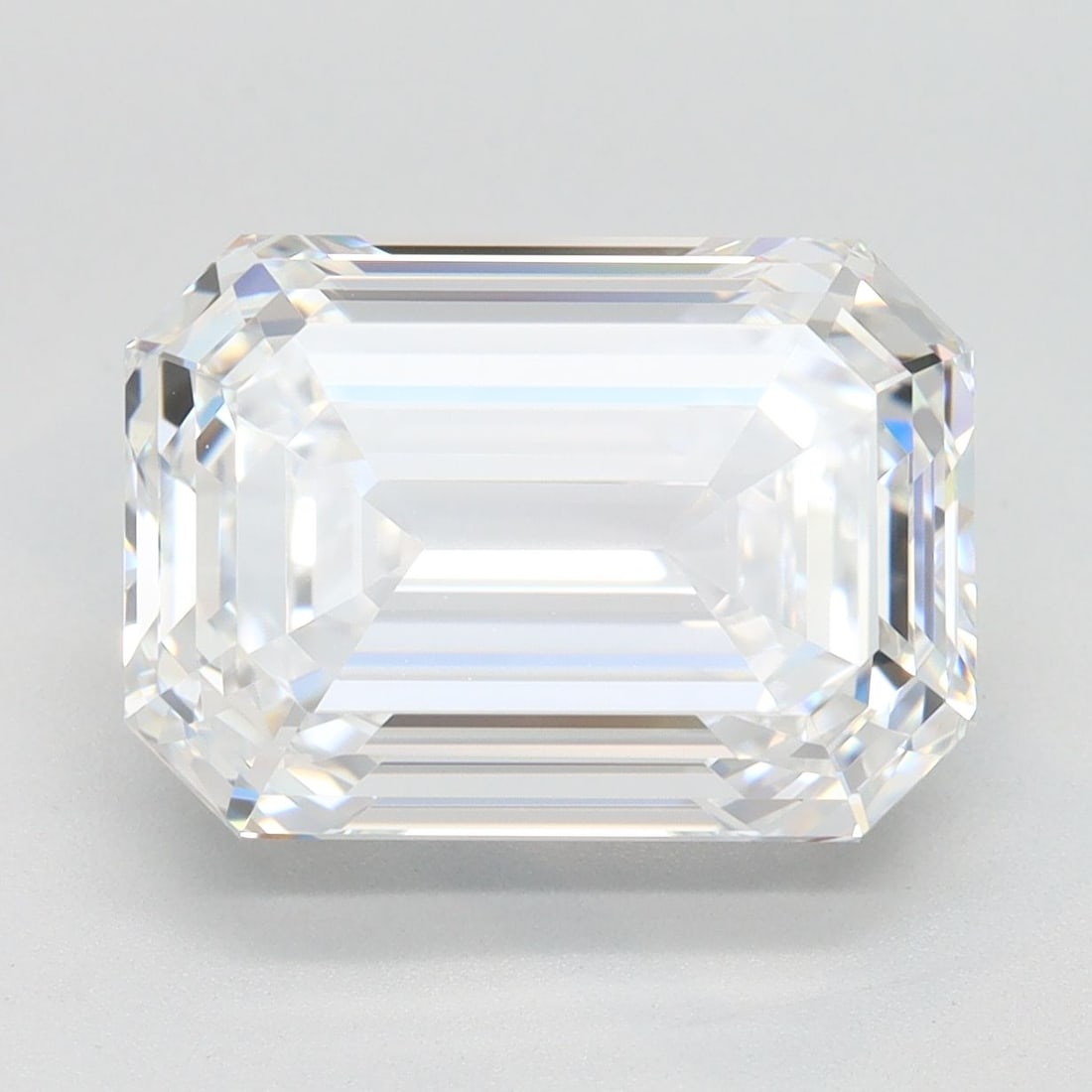 Loose Diamond - EMERALD 5.11ct D VVS1: Loose Diamond - EMERALD 5.11ct D VVS1 Source: This is a real non-mined Diamond that has been grown in a lab Shape: EMERALD Carats: 5.11 Color: D Clarity: VVS1 Certification: GIA Video: Video Link The