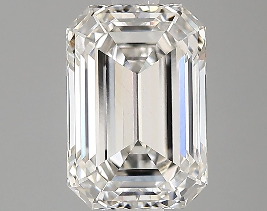 Loose Diamond - EMERALD 1.71ct H VS1: Loose Diamond - EMERALD 1.71ct H VS1 Source: This is a real non-mined Diamond that has been grown in a lab Shape: EMERALD Carats: 1.71 Color: H Clarity: VS1 Certification: IGI Video: