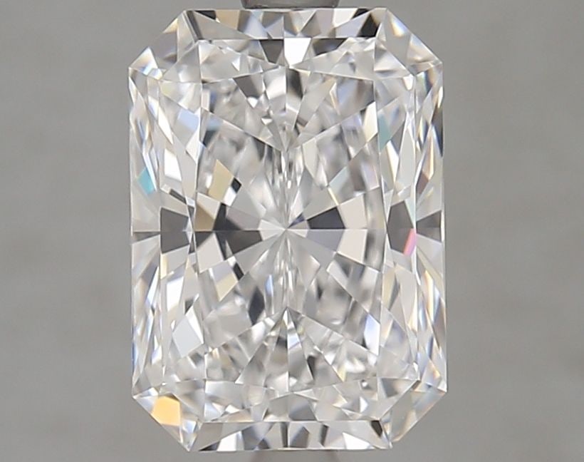Loose Diamond - RADIANT 3.01ct D IF: Loose Diamond - RADIANT 3.01ct D IF Source: This is a real non-mined Diamond that has been grown in a lab Shape: RADIANT Carats: 3.01 Color: D Clarity: IF Certification: GIA Video: