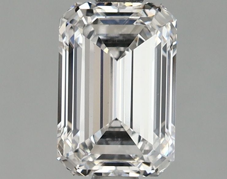 Loose Diamond - EMERALD 1.4ct E VS1: Loose Diamond - EMERALD 1.4ct E VS1 Source: This is a real non-mined Diamond that has been grown in a lab Shape: EMERALD Carats: 1.4 Color: E Clarity: VS1 Certification: IGI Video: