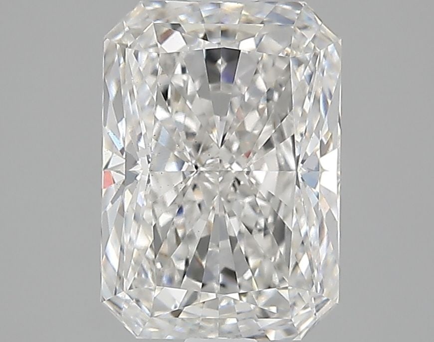 Loose Diamond - RADIANT 2.01ct G VS2: Loose Diamond - RADIANT 2.01ct G VS2 Source: This is a real non-mined Diamond that has been grown in a lab Shape: RADIANT Carats: 2.01 Color: G Clarity: VS2 Certification: IGI Video: