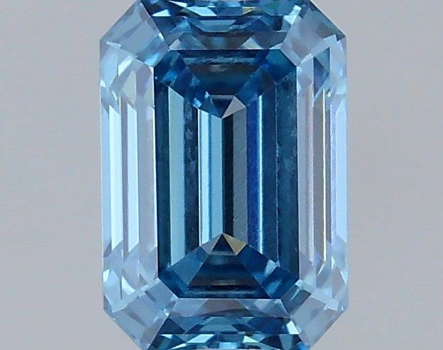 Loose Diamond - EMERALD 1.06ct Fancy Vivid Blue VS1: Loose Diamond - EMERALD 1.06ct Fancy Vivid Blue VS1 Source: This is a real non-mined Diamond that has been grown in a lab Shape: EMERALD Carats: 1.06 Color: Fancy Vivid Blue Certification: IGI Video: