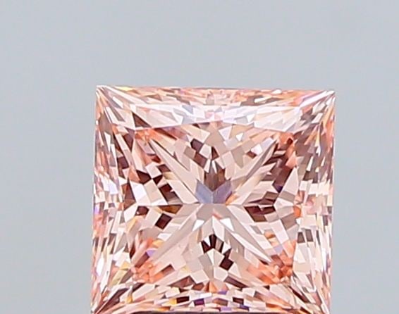 Loose Diamond - PRINCESS 3.01ct Fancy Vivid Pink VS1: Loose Diamond - PRINCESS 3.01ct Fancy Vivid Pink VS1 Source: This is a real non-mined Diamond that has been grown in a lab Shape: PRINCESS Carats: 3.01 Color: Fancy Vivid Pink Certification: IGI Video