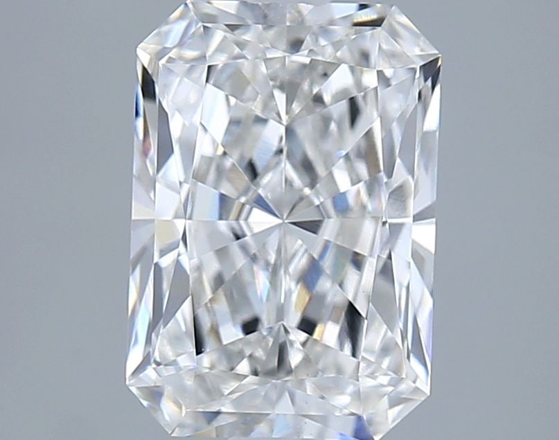 Loose Diamond - RADIANT 2.17ct F VVS2: Loose Diamond - RADIANT 2.17ct F VVS2 Source: This is a real non-mined Diamond that has been grown in a lab Shape: RADIANT Carats: 2.17 Color: F Clarity: VVS2 Certification: IGI Video: