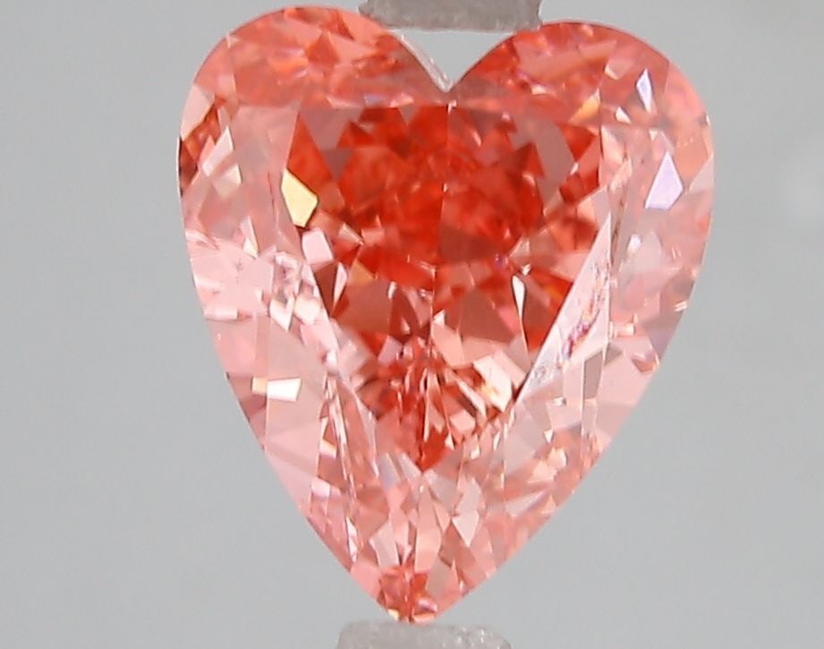 Loose Diamond - HEART 3.02ct Fancy Vivid Pink VS1: Loose Diamond - HEART 3.02ct Fancy Vivid Pink VS1 Source: This is a real non-mined Diamond that has been grown in a lab Shape: HEART Carats: 3.02 Color: Fancy Vivid Pink Certification: IGI Video: