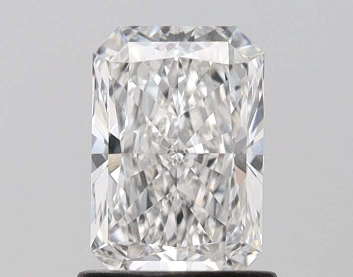 Loose Diamond - RADIANT 1.13ct E VVS2: Loose Diamond - RADIANT 1.13ct E VVS2 Source: This is a real non-mined Diamond that has been grown in a lab Shape: RADIANT Carats: 1.13 Color: E Clarity: VVS2 Certification: IGI Video: