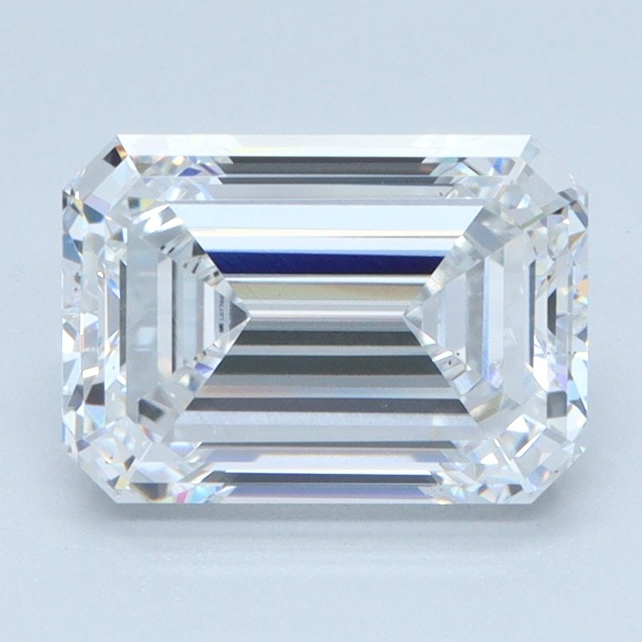Loose Diamond - EMERALD 2.56ct D VS2: Loose Diamond - EMERALD 2.56ct D VS2 Source: This is a real non-mined Diamond that has been grown in a lab Shape: EMERALD Carats: 2.56 Color: D Clarity: VS2 Certification: IGI Video: