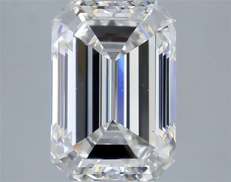 Loose Diamond - EMERALD 3.3ct F VS2: Loose Diamond - EMERALD 3.3ct F VS2 Source: This is a real non-mined Diamond that has been grown in a lab Shape: EMERALD Carats: 3.3 Color: F Clarity: VS2 Certification: IGI Video: