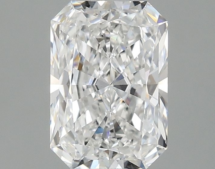 Loose Diamond - RADIANT 1.57ct E VVS2: Loose Diamond - RADIANT 1.57ct E VVS2 Source: This is a real non-mined Diamond that has been grown in a lab Shape: RADIANT Carats: 1.57 Color: E Clarity: VVS2 Certification: IGI Video: