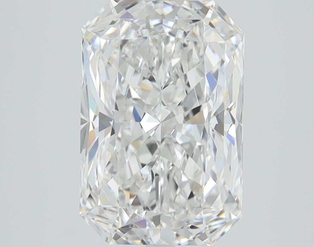 Loose Diamond - RADIANT 3.72ct D VVS1: Loose Diamond - RADIANT 3.72ct D VVS1 Source: This is a real non-mined Diamond that has been grown in a lab Shape: RADIANT Carats: 3.72 Color: D Clarity: VVS1 Certification: IGI Video: