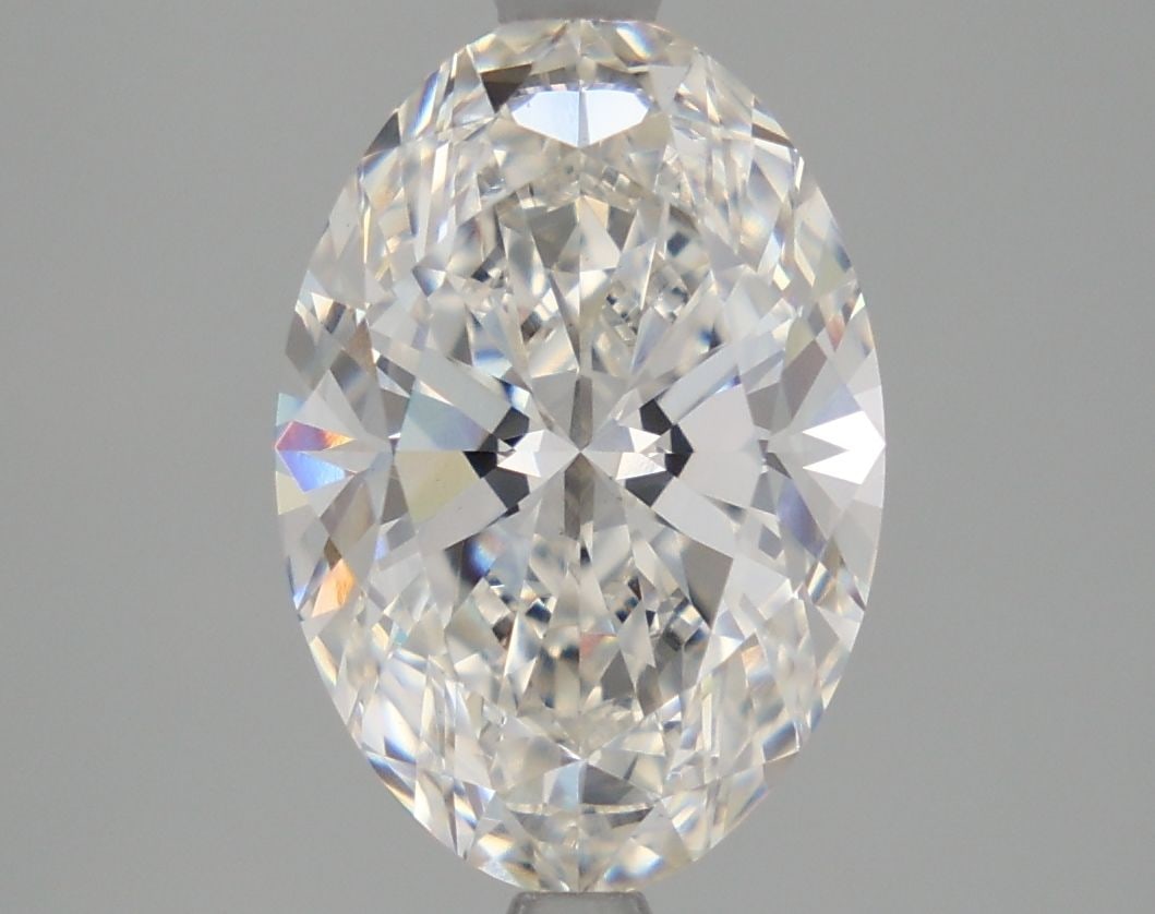 Loose Diamond - OVAL 3.1ct Fancy Vivid Pink VS1: Loose Diamond - OVAL 3.1ct Fancy Vivid Pink VS1 Source: This is a real non-mined Diamond that has been grown in a lab Shape: OVAL Carats: 3.1 Color: Fancy Vivid Pink Certification: IGI Video: