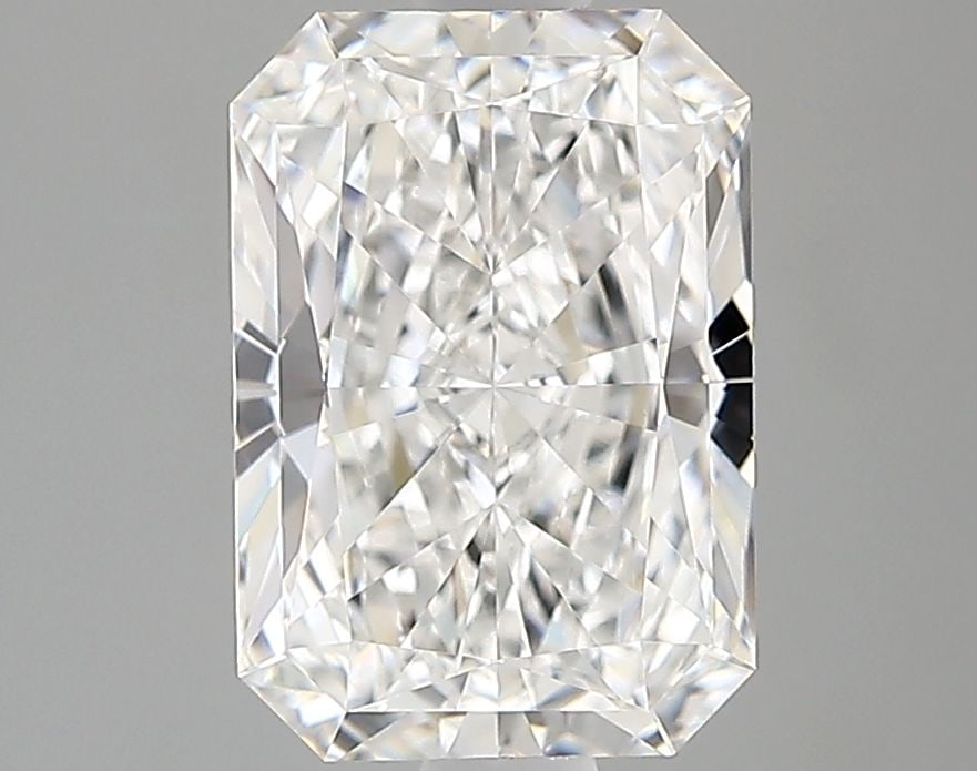 Loose Diamond - RADIANT 1.76ct E VVS2: Loose Diamond - RADIANT 1.76ct E VVS2 Source: This is a real non-mined Diamond that has been grown in a lab Shape: RADIANT Carats: 1.76 Color: E Clarity: VVS2 Certification: IGI Video: