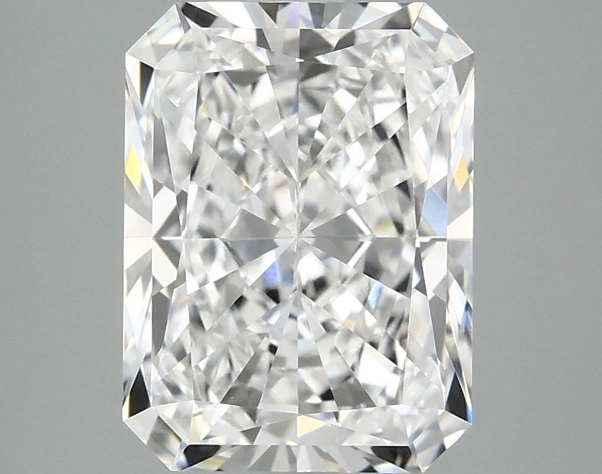 Loose Diamond - RADIANT 3.09ct D VVS2: Loose Diamond - RADIANT 3.09ct D VVS2 Source: This is a real non-mined Diamond that has been grown in a lab Shape: RADIANT Carats: 3.09 Color: D Clarity: VVS2 Certification: IGI Video: