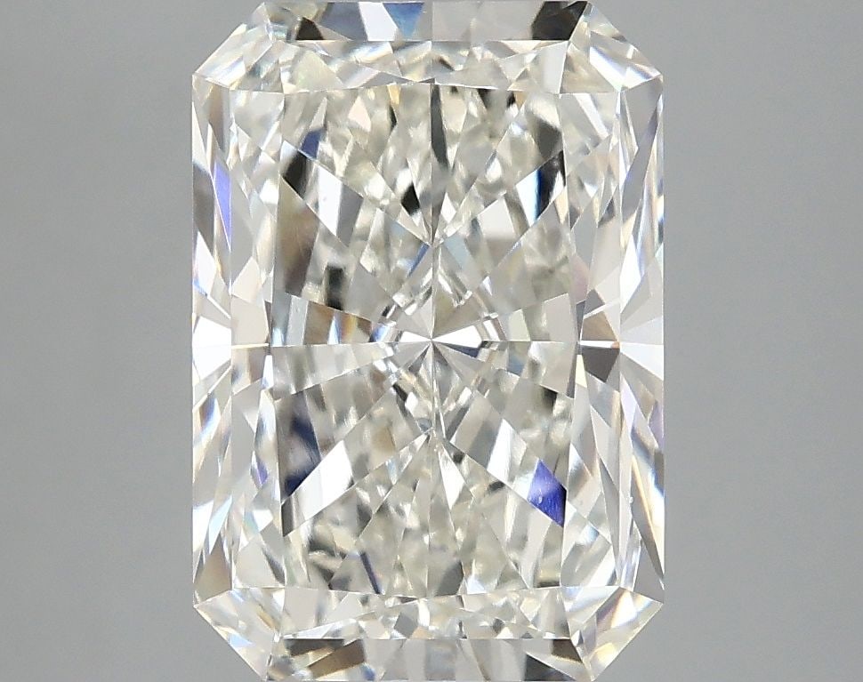 Loose Diamond - RADIANT 4.04ct H VS1: Loose Diamond - RADIANT 4.04ct H VS1 Source: This is a real non-mined Diamond that has been grown in a lab Shape: RADIANT Carats: 4.04 Color: H Clarity: VS1 Certification: IGI Video: Video Link The