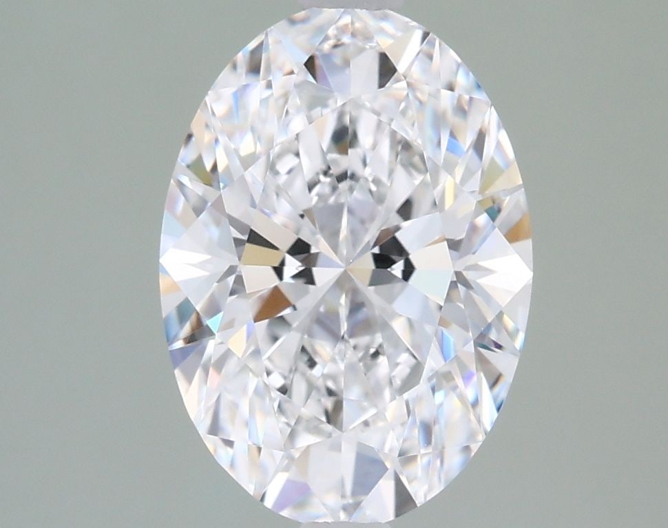 Loose Diamond - OVAL 2.07ct D VVS2: Loose Diamond - OVAL 2.07ct D VVS2 Source: This is a real non-mined Diamond that has been grown in a lab Shape: OVAL Carats: 2.07 Color: D Clarity: VVS2 Certification: IGI Video: