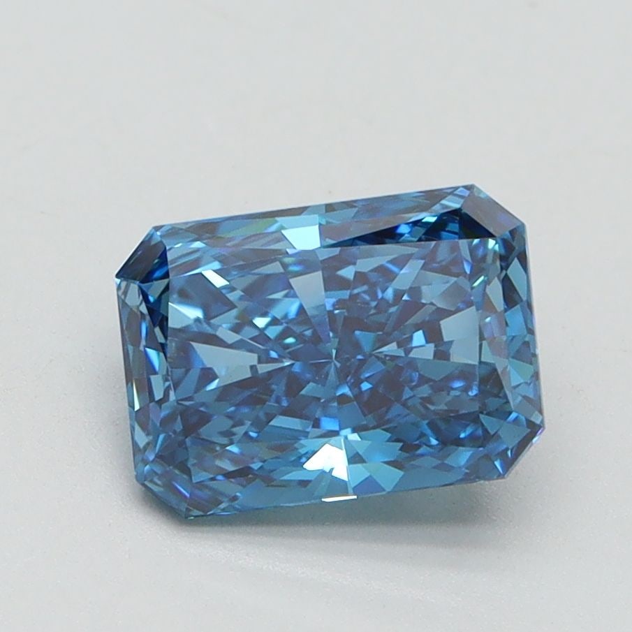 Loose Diamond - RADIANT 1.55ct Fancy Vivid Blue VS1: Loose Diamond - RADIANT 1.55ct Fancy Vivid Blue VS1 Source: This is a real non-mined Diamond that has been grown in a lab Shape: RADIANT Carats: 1.55 Color: Fancy Vivid Blue Certification: IGI Video: