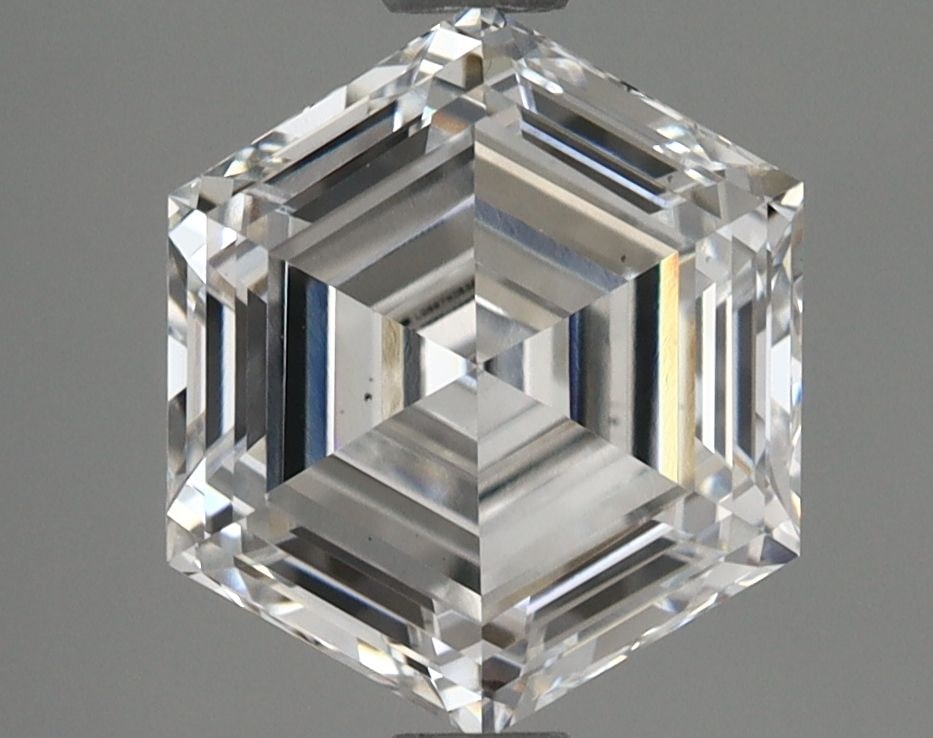 Loose Diamond - HEXAGONAL 2.0ct E VS1: Loose Diamond - HEXAGONAL 2.0ct E VS1 Source: This is a real non-mined Diamond that has been grown in a lab Shape: HEXAGONAL Carats: 2.0 Color: E Clarity: VS1 Certification: IGI Video: