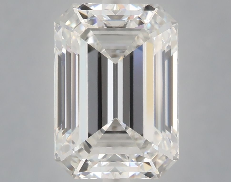 Loose Diamond - EMERALD 4.06ct E VVS2: Loose Diamond - EMERALD 4.06ct E VVS2 Source: This is a real non-mined Diamond that has been grown in a lab Shape: EMERALD Carats: 4.06 Color: E Clarity: VVS2 Certification: IGI Video: