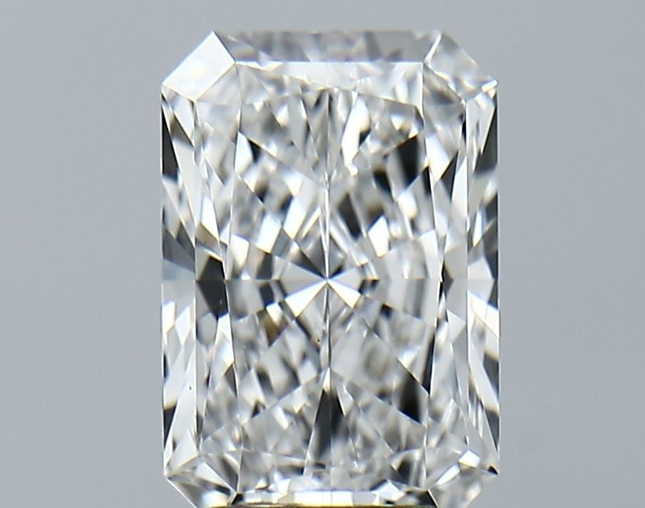 Loose Diamond - RADIANT 3.03ct D VVS2: Loose Diamond - RADIANT 3.03ct D VVS2 Source: This is a real non-mined Diamond that has been grown in a lab Shape: RADIANT Carats: 3.03 Color: D Clarity: VVS2 Certification: IGI Video: