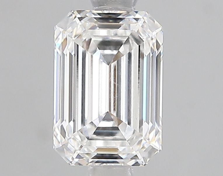 Loose Diamond - EMERALD 1.51ct D VVS2: Loose Diamond - EMERALD 1.51ct D VVS2 Source: This is a real non-mined Diamond that has been grown in a lab Shape: EMERALD Carats: 1.51 Color: D Clarity: VVS2 Certification: IGI Video: Video Link The