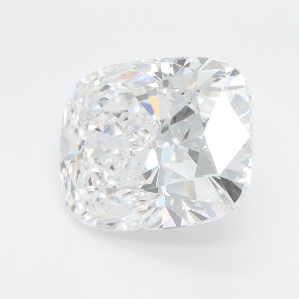 Loose Diamond - CUSHION MODIFIED 3.28ct D VVS1: Loose Diamond - CUSHION MODIFIED 3.28ct D VVS1 Source: This is a real non-mined Diamond that has been grown in a lab Shape: CUSHION MODIFIED Carats: 3.28 Color: D Clarity: VVS1 Certification: IGI Vide