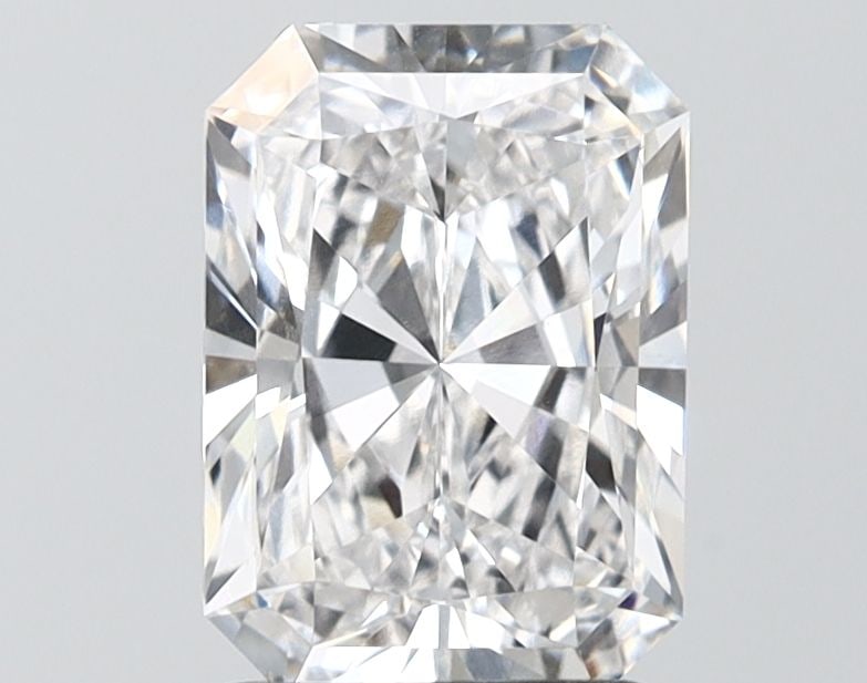 Loose Diamond - RADIANT 2.1ct E VVS1: Loose Diamond - RADIANT 2.1ct E VVS1 Source: This is a real non-mined Diamond that has been grown in a lab Shape: RADIANT Carats: 2.1 Color: E Clarity: VVS1 Certification: IGI Video: