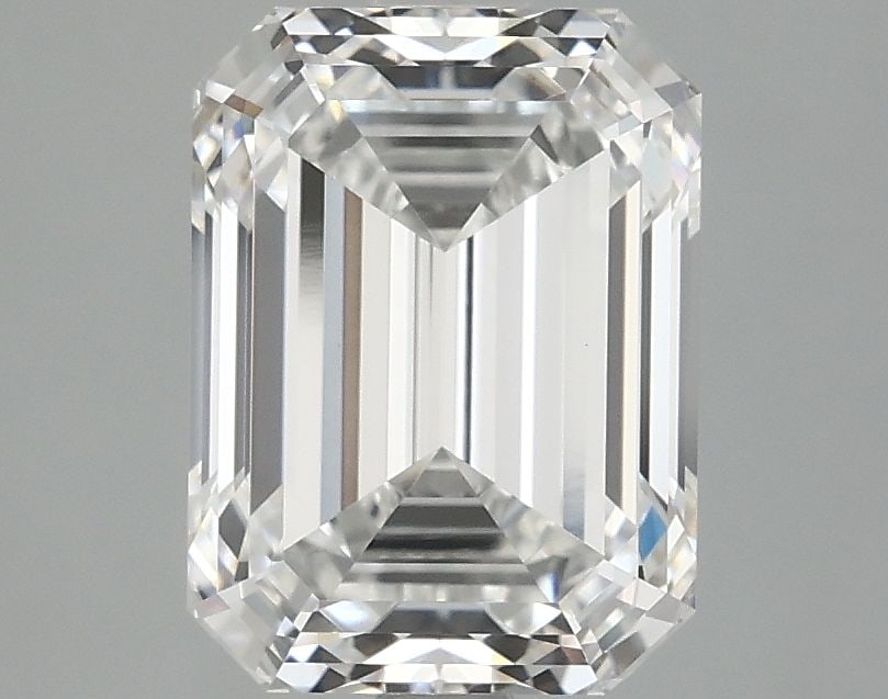Loose Diamond - EMERALD 3.07ct E VVS2: Loose Diamond - EMERALD 3.07ct E VVS2 Source: This is a real non-mined Diamond that has been grown in a lab Shape: EMERALD Carats: 3.07 Color: E Clarity: VVS2 Certification: IGI Video: