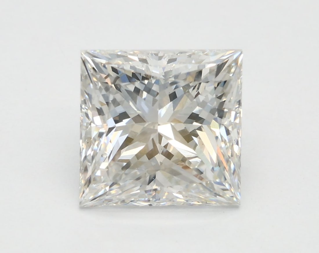 Loose Diamond - PRINCESS 2.72ct G VS2: Loose Diamond - PRINCESS 2.72ct G VS2 Source: This is a real non-mined Diamond that has been grown in a lab Shape: PRINCESS Carats: 2.72 Color: G Clarity: VS2 Certification: IGI Video: