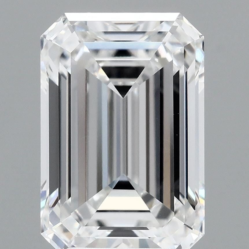 Loose Diamond - EMERALD 4.41ct E VVS2: Loose Diamond - EMERALD 4.41ct E VVS2 Source: This is a real non-mined Diamond that has been grown in a lab Shape: EMERALD Carats: 4.41 Color: E Clarity: VVS2 Certification: IGI Video: