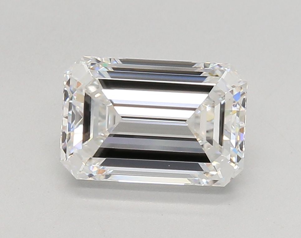 Loose Diamond - EMERALD 2.3ct E VS1: Loose Diamond - EMERALD 2.3ct E VS1 Source: This is a real non-mined Diamond that has been grown in a lab Shape: EMERALD Carats: 2.3 Color: E Clarity: VS1 Certification: IGI Video: