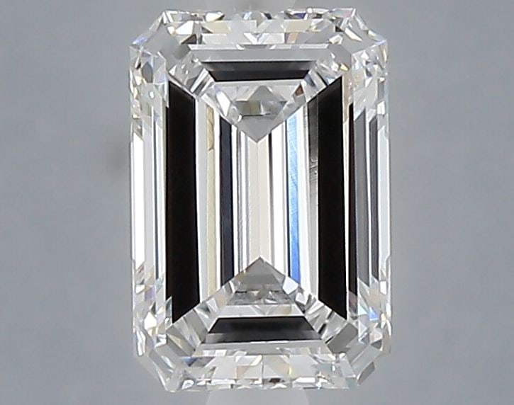 Loose Diamond - EMERALD 1.1ct E VVS2: Loose Diamond - EMERALD 1.1ct E VVS2 Source: This is a real non-mined Diamond that has been grown in a lab Shape: EMERALD Carats: 1.1 Color: E Clarity: VVS2 Certification: NONE Video: