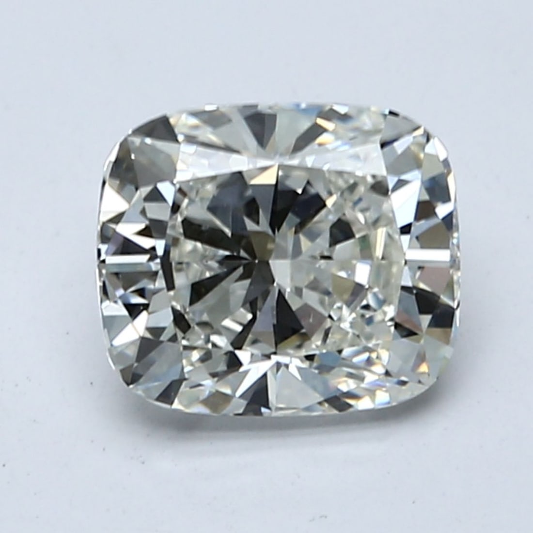 Loose Diamond - CUSHION MODIFIED 1.79ct E VVS1: Loose Diamond - CUSHION MODIFIED 1.79ct E VVS1 Source: This is a real non-mined Diamond that has been grown in a lab Shape: CUSHION MODIFIED Carats: 1.79 Color: E Clarity: VVS1 Certification: IGI Vide