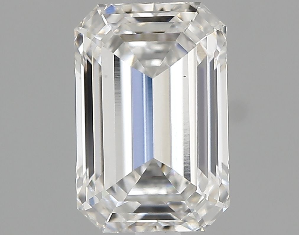 Loose Diamond - EMERALD 1.83ct F VS1: Loose Diamond - EMERALD 1.83ct F VS1 Source: This is a real non-mined Diamond that has been grown in a lab Shape: EMERALD Carats: 1.83 Color: F Clarity: VS1 Certification: IGI Video: