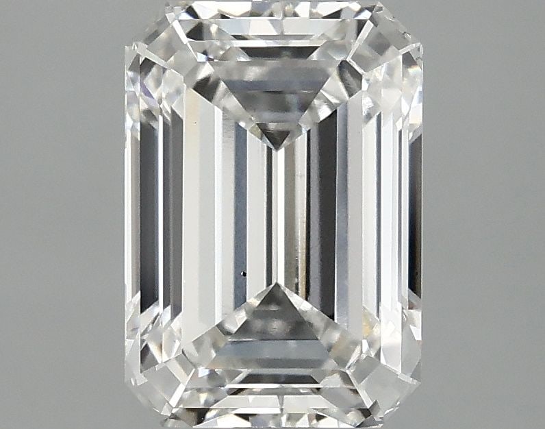 Loose Diamond - EMERALD 2.5ct E VS2: Loose Diamond - EMERALD 2.5ct E VS2 Source: This is a real non-mined Diamond that has been grown in a lab Shape: EMERALD Carats: 2.5 Color: E Clarity: VS2 Certification: IGI Video: Video Link The