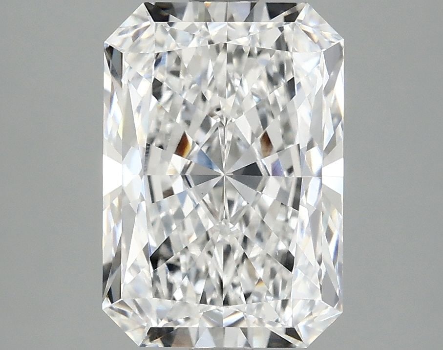 Loose Diamond - RADIANT 3.06ct E VS1: Loose Diamond - RADIANT 3.06ct E VS1 Source: This is a real non-mined Diamond that has been grown in a lab Shape: RADIANT Carats: 3.06 Color: E Clarity: VS1 Certification: IGI Video:
