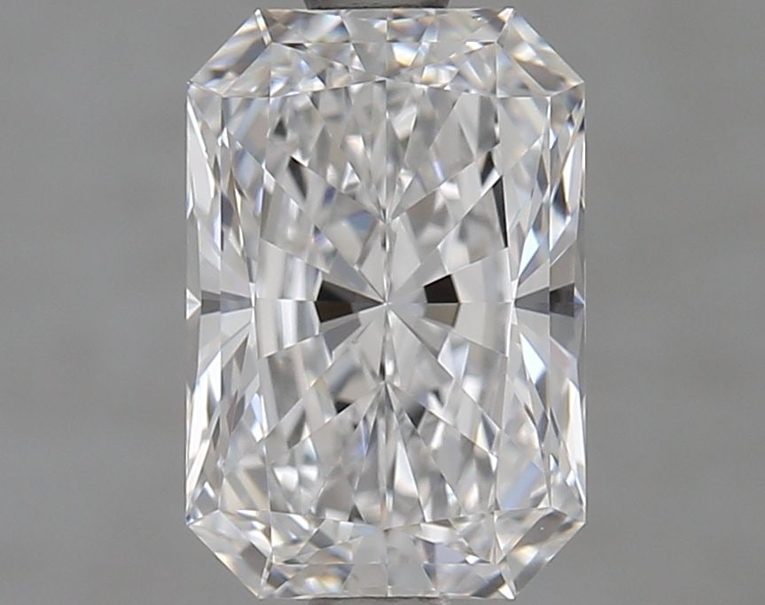 Loose Diamond - RADIANT 1.51ct D VVS2: Loose Diamond - RADIANT 1.51ct D VVS2 Source: This is a real non-mined Diamond that has been grown in a lab Shape: RADIANT Carats: 1.51 Color: D Clarity: VVS2 Certification: IGI Video: