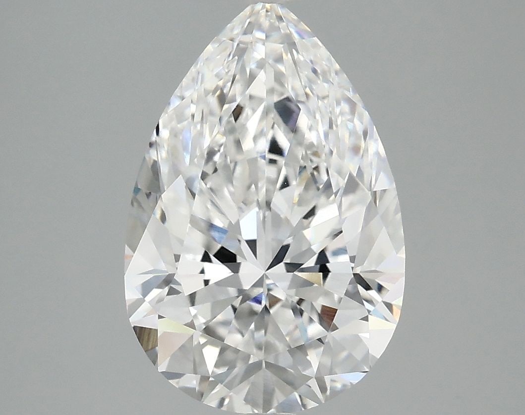 Loose Diamond - PEAR 3.47ct D VS2: Loose Diamond - PEAR 3.47ct D VS2 Source: This is a real non-mined Diamond that has been grown in a lab Shape: PEAR Carats: 3.47 Color: D Clarity: VS2 Certification: IGI The Diamond Depot Guarantee: