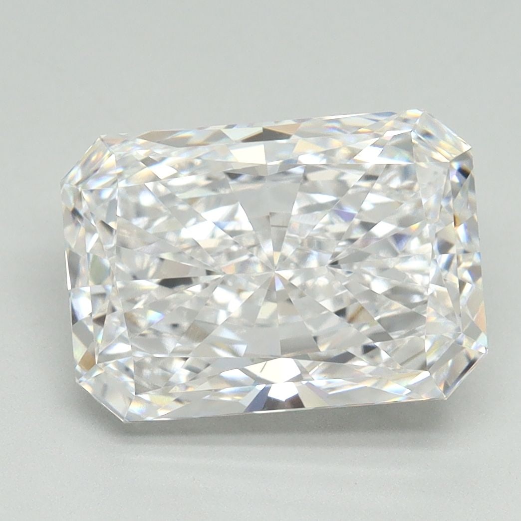 Loose Diamond - RADIANT 4.02ct D VVS2: Loose Diamond - RADIANT 4.02ct D VVS2 Source: This is a real non-mined Diamond that has been grown in a lab Shape: RADIANT Carats: 4.02 Color: D Clarity: VVS2 Certification: IGI Video: Video Link The