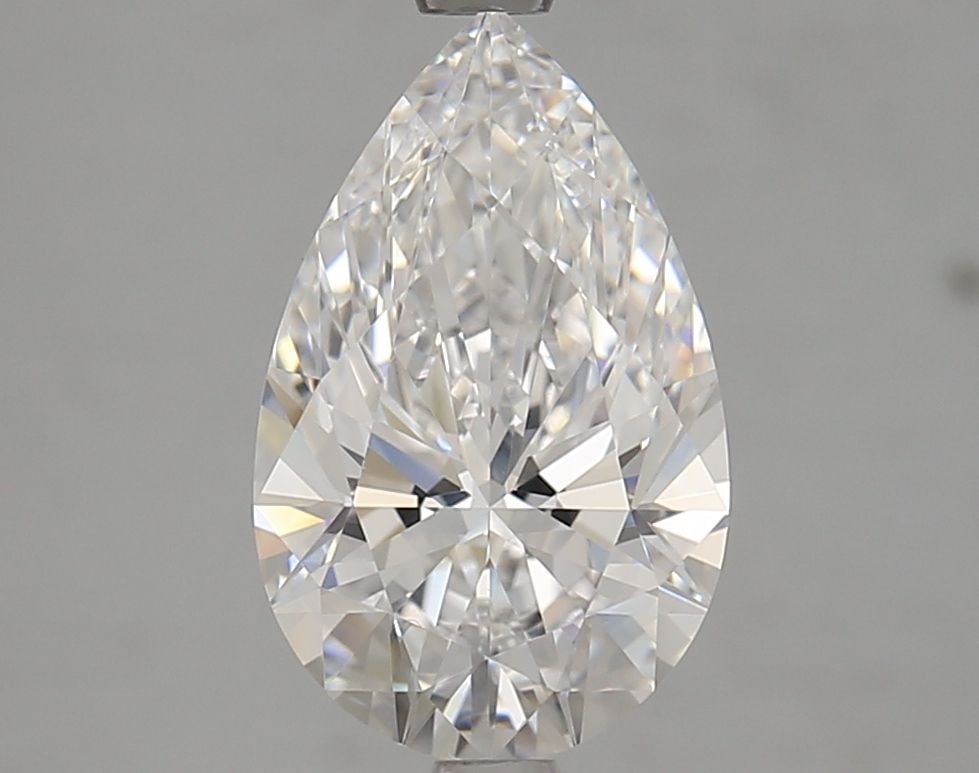 Loose Diamond - PEAR 2.72ct D IF: Loose Diamond - PEAR 2.72ct D IF Source: This is a real non-mined Diamond that has been grown in a lab Shape: PEAR Carats: 2.72 Color: D Clarity: IF Certification: GIA Video: