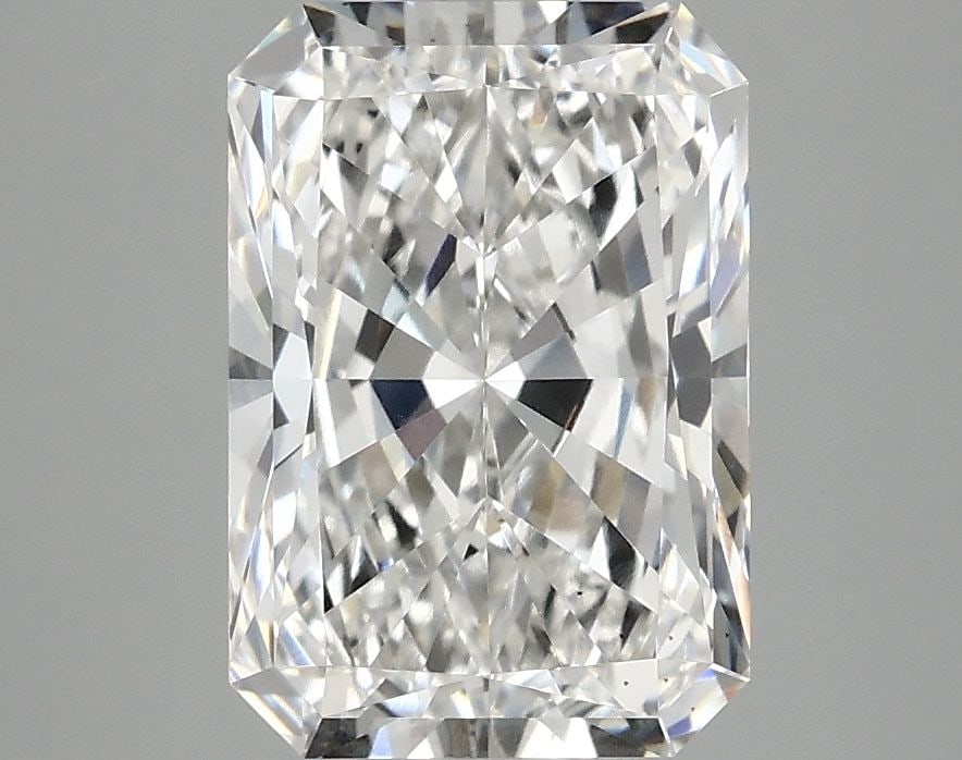 Loose Diamond - RADIANT 3.07ct E VS2: Loose Diamond - RADIANT 3.07ct E VS2 Source: This is a real non-mined Diamond that has been grown in a lab Shape: RADIANT Carats: 3.07 Color: E Clarity: VS2 Certification: IGI Video: