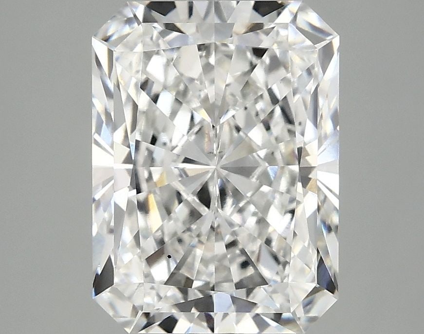 Loose Diamond - RADIANT 3.06ct E VS2: Loose Diamond - RADIANT 3.06ct E VS2 Source: This is a real non-mined Diamond that has been grown in a lab Shape: RADIANT Carats: 3.06 Color: E Clarity: VS2 Certification: IGI Video: