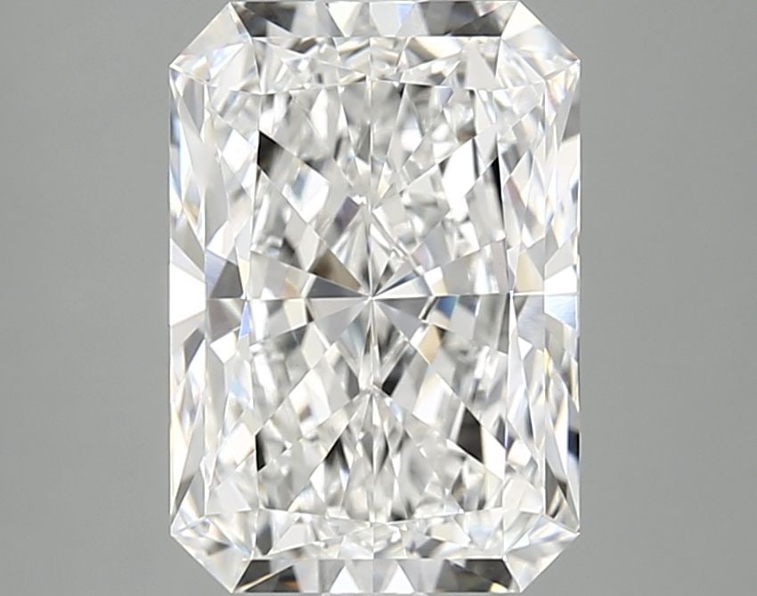 Loose Diamond - RADIANT 3.04ct E VVS2: Loose Diamond - RADIANT 3.04ct E VVS2 Source: This is a real non-mined Diamond that has been grown in a lab Shape: RADIANT Carats: 3.04 Color: E Clarity: VVS2 Certification: IGI Video: