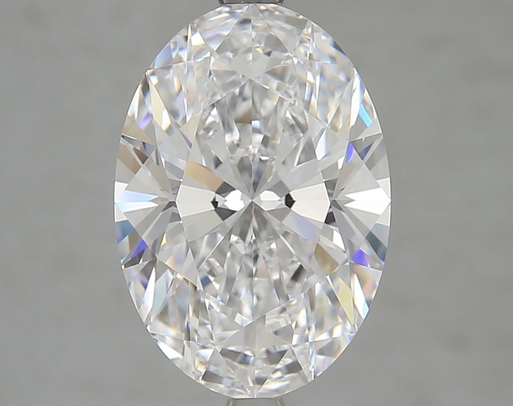 Loose Diamond - OVAL 4.5ct D VVS2: Loose Diamond - OVAL 4.5ct D VVS2 Source: This is a real non-mined Diamond that has been grown in a lab Shape: OVAL Carats: 4.5 Color: D Clarity: VVS2 Certification: GIA Video: