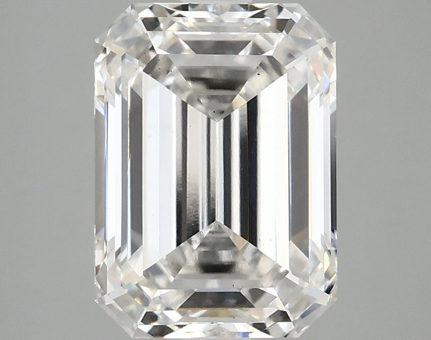 Loose Diamond - EMERALD 3.01ct F VS2: Loose Diamond - EMERALD 3.01ct F VS2 Source: This is a real non-mined Diamond that has been grown in a lab Shape: EMERALD Carats: 3.01 Color: F Clarity: VS2 Certification: IGI Video: