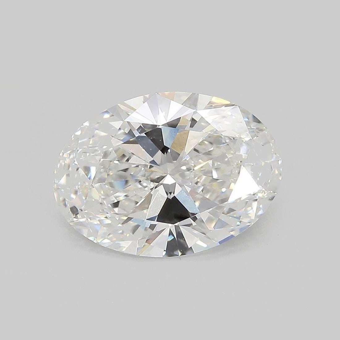 Loose Diamond - OVAL 4.09ct F VVS2: Loose Diamond - OVAL 4.09ct F VVS2 Source: This is a real non-mined Diamond that has been grown in a lab Shape: OVAL Carats: 4.09 Color: F Clarity: VVS2 Certification: IGI Video: