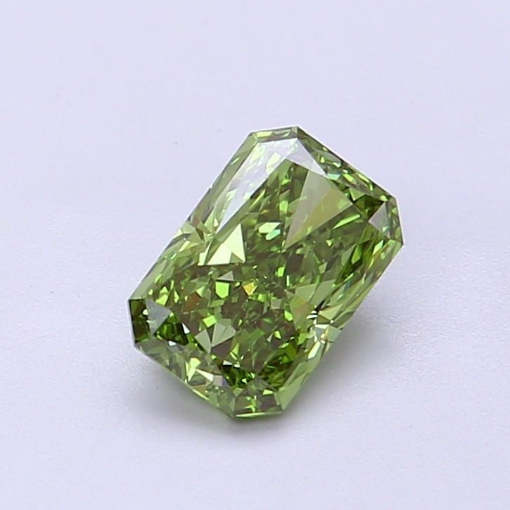 Loose Diamond - RADIANT 0.89ct Fancy Vivid Green VVS2: Loose Diamond - RADIANT 0.89ct Fancy Vivid Green VVS2 Source: This is a real non-mined Diamond that has been grown in a lab Shape: RADIANT Carats: 0.89 Color: Fancy Vivid Green Certification: IGI Vide