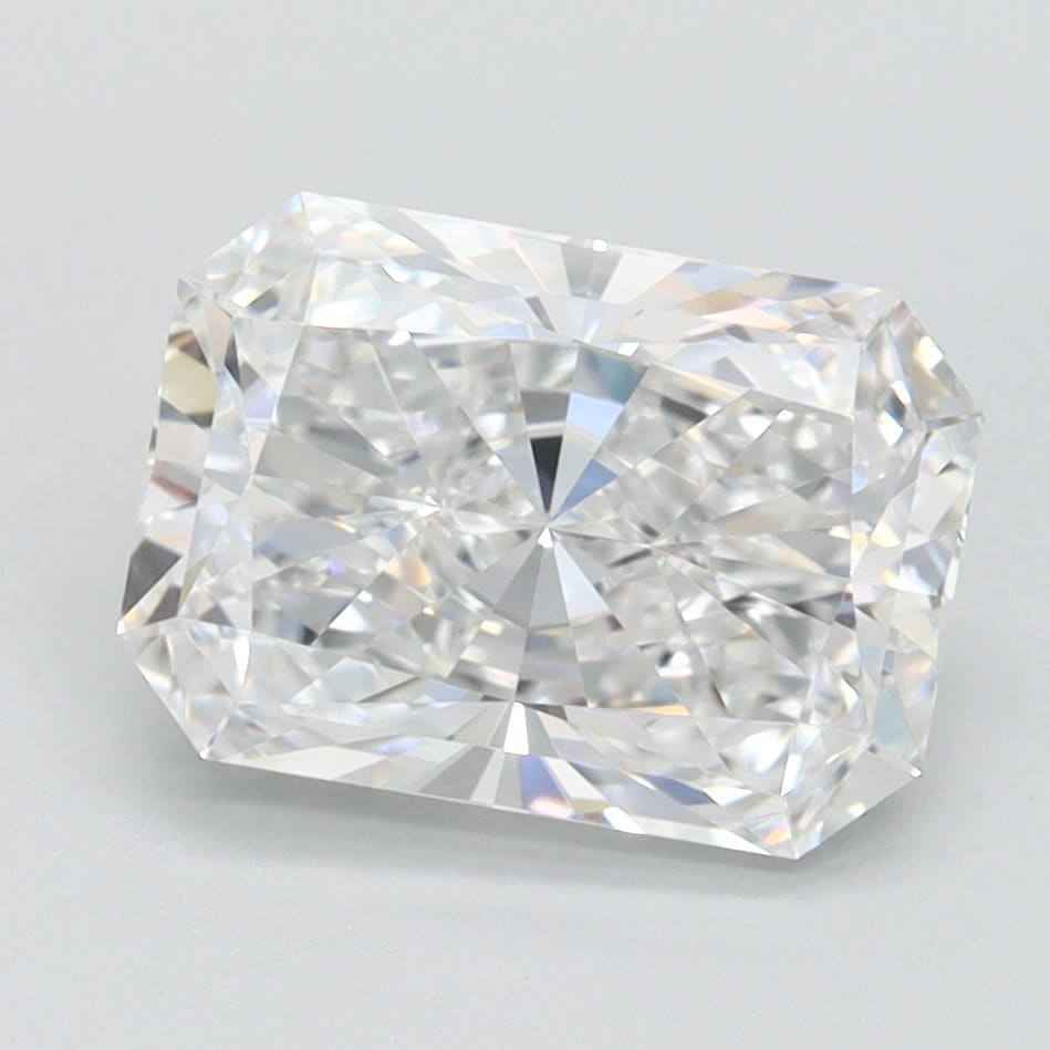 Loose Diamond - RADIANT 1.88ct D IF: Loose Diamond - RADIANT 1.88ct D IF Source: This is a real non-mined Diamond that has been grown in a lab Shape: RADIANT Carats: 1.88 Color: D Clarity: IF Certification: IGI Video: