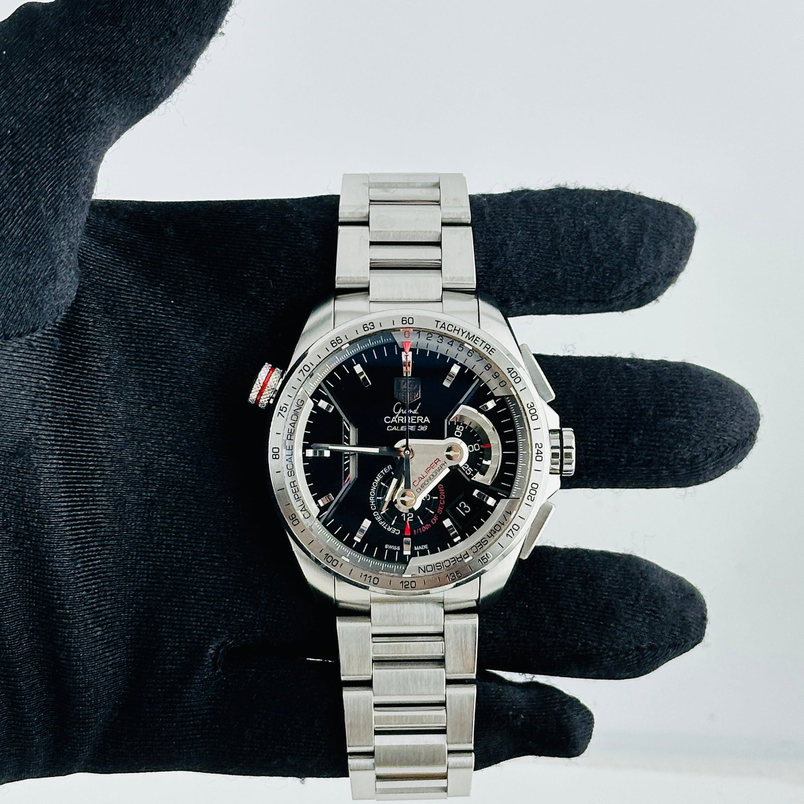 Tag Heuer Grand Carrera CAV5115.BA0902 Black Dial Watch with Card 2010 (1 of 6)
