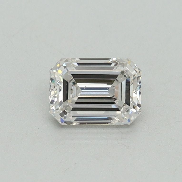 Loose Diamond - EMERALD 0.5ct F VS1: Loose Diamond - EMERALD 0.5ct F VS1 Source: This is a real non-mined Diamond that has been grown in a lab Shape: EMERALD Carats: 0.5 Color: F Clarity: VS1 Certification: IGI Video: