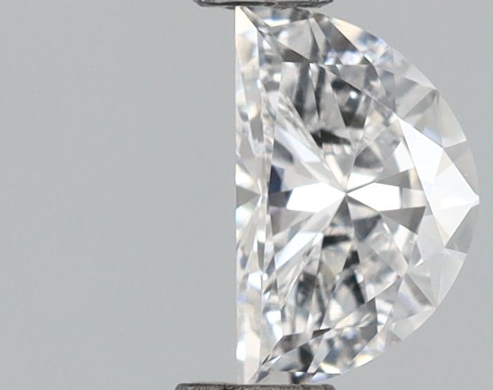Loose Diamond - HALF MOON 0.55ct E VVS2 (1 of 1)